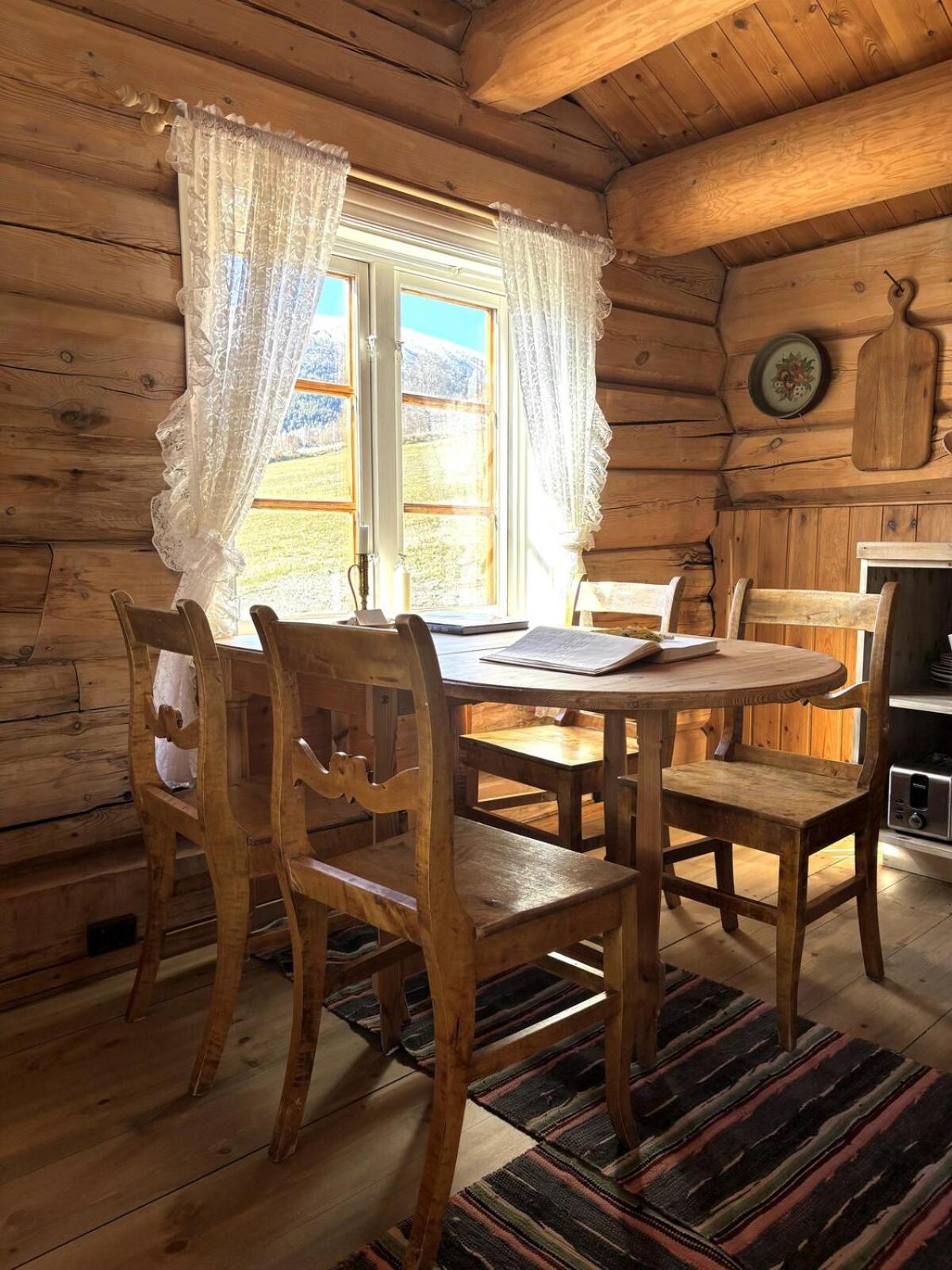 Stallen - Koselig Lite Hus Pa Gardstun Skjåk Εξωτερικό φωτογραφία